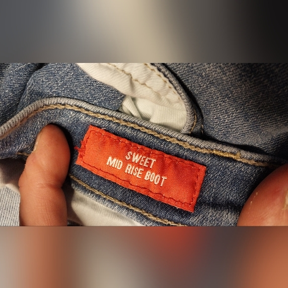 Lucky Brand Women's Boot Cut Blue Jeans - Picture 6 of 10